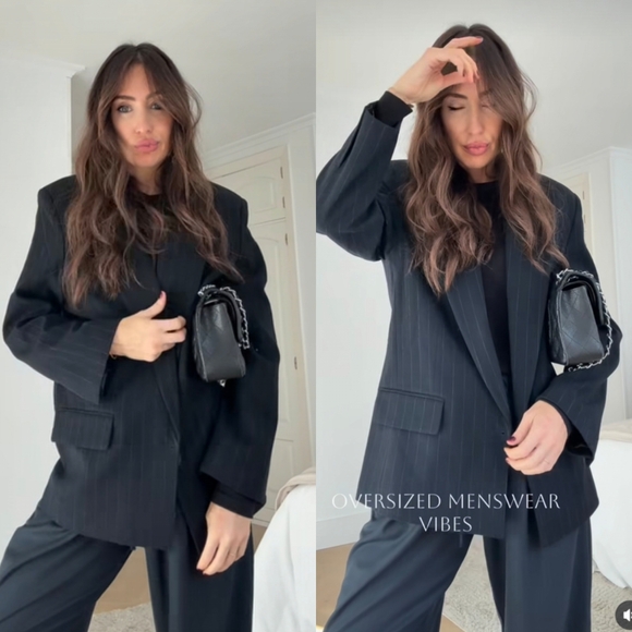 Zara Jackets & Blazers - ZARA PINSTRIPE OVERSIZED BLAZER WITH POCKETS SIZE M